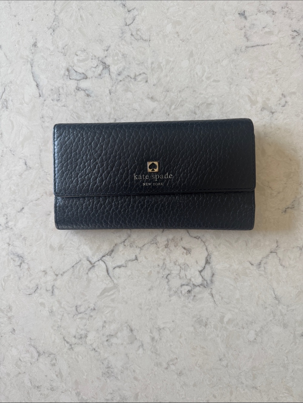 kate spade southport ave sandra black pebbled leather continental clutch